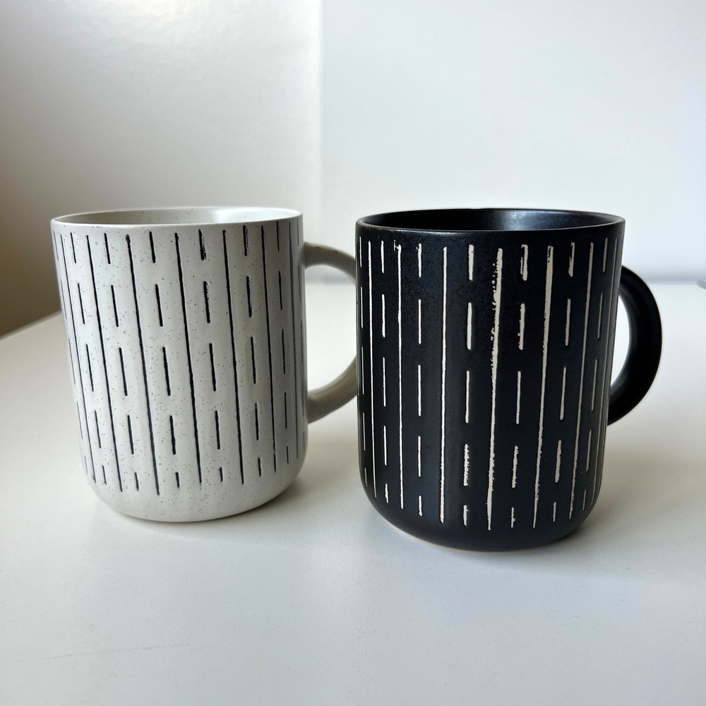 Royal Norfolk Black & White Dash Pattern Stoneware Coffee Mug Set of 2